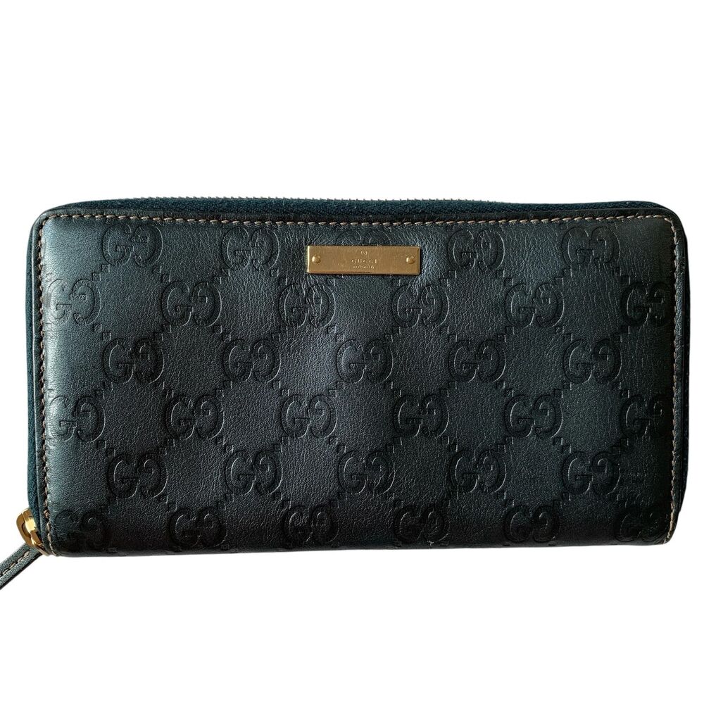 Gucci guccissima blue leather zipper around wallet authentic with COA